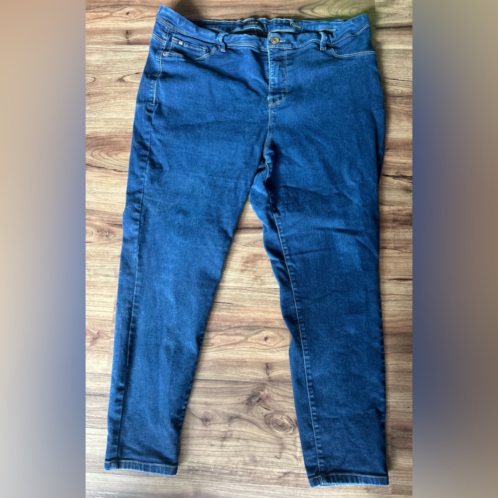 Curvy Plus Size Curve Appeal minimalist jegging (20 W)
